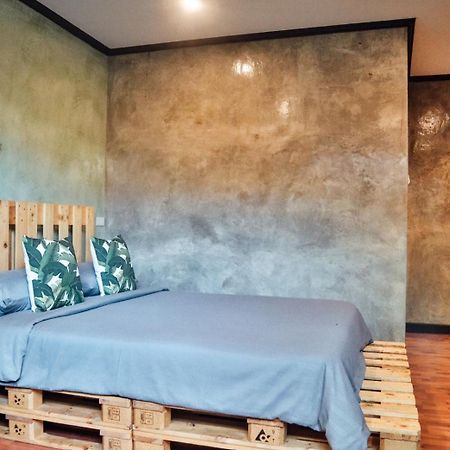Baan Rabieng Talay Homestayบ้านระเบียงทะเล โฮมสเตย์เกาะกูด Ko Kut Екстериор снимка