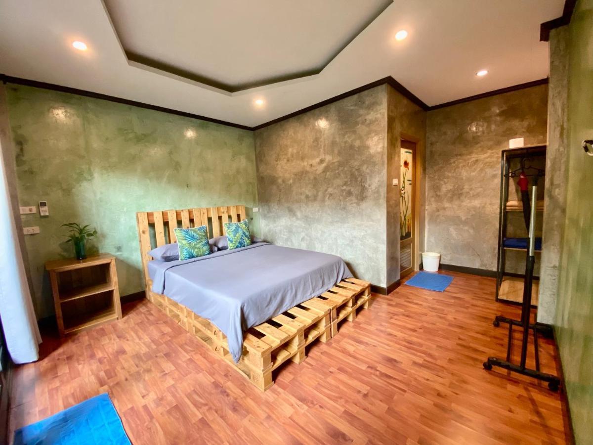 Baan Rabieng Talay Homestayบ้านระเบียงทะเล โฮมสเตย์เกาะกูด Ko Kut Екстериор снимка